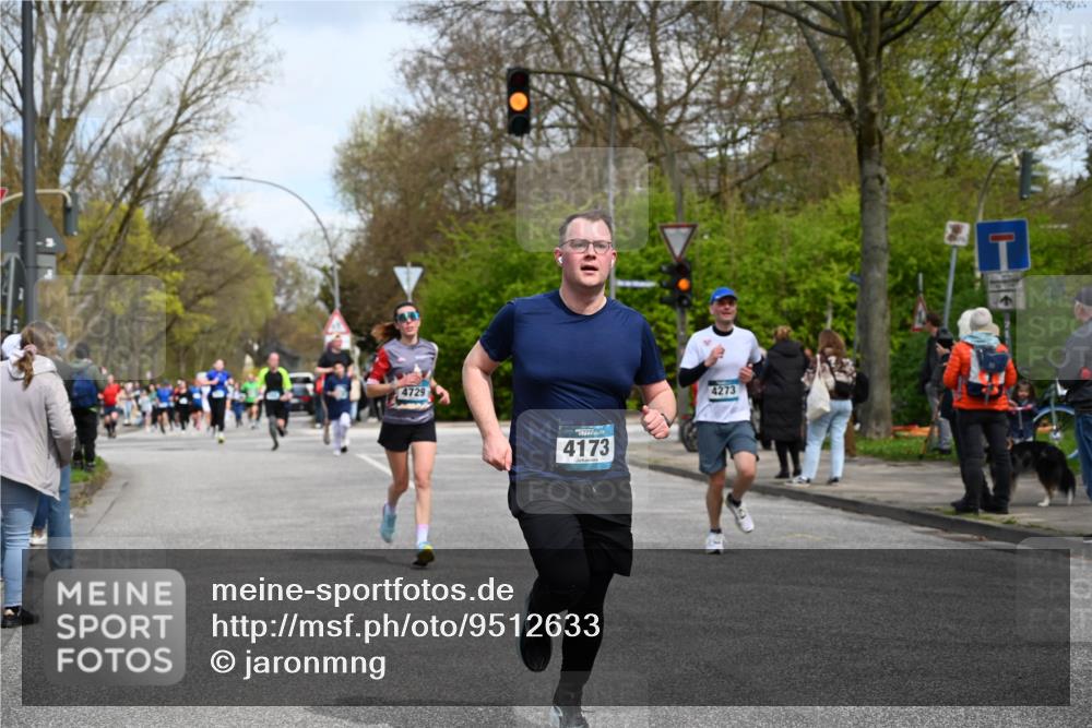 12.04.2026 - 45. Internationalen Wilhelmsburger Insellauf J. Mangold http://msf.ph/oto/9512633 12.04.2026 13:06:39 Ziel 4234, 4705, 4745, 3869, 3866, 2536, 4510, 4078, 4641, 4821, 4408, 3862, 4248, 4044, 5354, 5587, 4122, 5665, 4280, 5132, 5203, 4496, 2804, 4479, 4114, 4173, 4729, 4273, 3292, 5510, 4885, 4514, 4138, 4764, 4665, 5713, 5194, 5069, 5076, 4723, 4724, 2943, 4722, 5202, 4094, 3672, 5497, 5499, 5461 meine-sportfotos.de