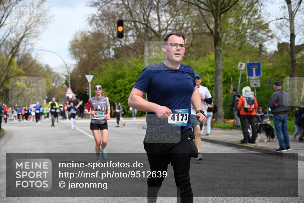 12.04.2026 - 45. Internationalen Wilhelmsburger Insellauf J. Mangold http://msf.ph/oto/9512639 12.04.2026 13:06:40 Ziel 4234, 4705, 4745, 3869, 3866, 2536, 4510, 4078, 4641, 4821, 4408, 3862, 4248, 4044, 5354, 5587, 4122, 5665, 4280, 5132, 5203, 4496, 2804, 4479, 4114, 4173, 4729, 4273, 3292, 5510, 4885, 4514, 4138, 4138, 4764, 4665, 5713, 5194, 5069, 5076, 4723, 4724, 2943, 4722, 5202, 4094, 3672, 5497, 5499, 5461 meine-sportfotos.de