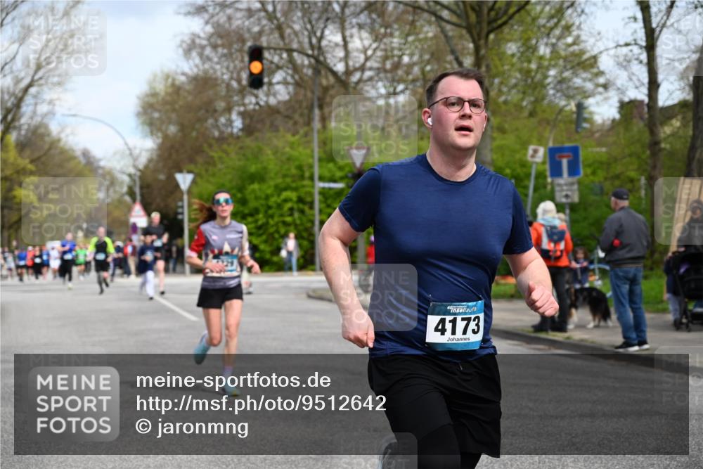 12.04.2026 - 45. Internationalen Wilhelmsburger Insellauf J. Mangold http://msf.ph/oto/9512642 12.04.2026 13:06:40 Ziel 4234, 4705, 4745, 3869, 3866, 2536, 4510, 4078, 4641, 4821, 4408, 3862, 4248, 4044, 5354, 5587, 4122, 5665, 4280, 5132, 5203, 4496, 2804, 4479, 4114, 4173, 4729, 4273, 3292, 5510, 4885, 4514, 4138, 4138, 4764, 4665, 5713, 5194, 5069, 5076, 4723, 4724, 2943, 4722, 5202, 4094, 3672, 5497, 5499, 5461 meine-sportfotos.de