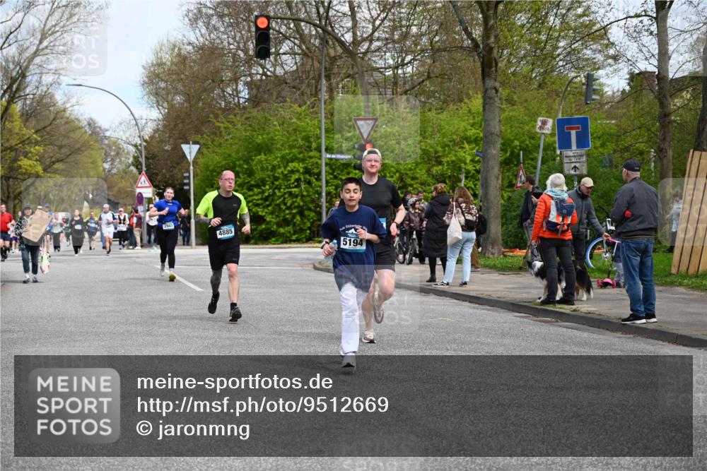12.04.2026 - 45. Internationalen Wilhelmsburger Insellauf J. Mangold http://msf.ph/oto/9512669 12.04.2026 13:06:46 Ziel 4044, 5354, 5587, 4122, 5665, 4280, 5132, 5203, 4496, 2804, 4479, 4114, 4173, 4729, 4273, 3292, 5510, 4885, 4514, 4138, 4764, 4665, 5713, 5194, 5069, 5076, 4723, 4724, 5069, 5076, 4723, 4724, 2943, 4722, 5202, 4094, 3672, 5497, 5499, 5461, 3242, 5078, 2925 meine-sportfotos.de