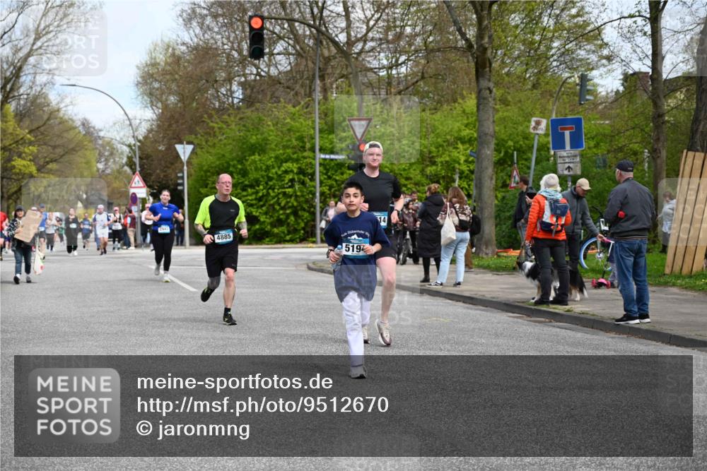 12.04.2026 - 45. Internationalen Wilhelmsburger Insellauf J. Mangold http://msf.ph/oto/9512670 12.04.2026 13:06:46 Ziel 4044, 5354, 5587, 4122, 5665, 4280, 5132, 5203, 4496, 2804, 4479, 4114, 4173, 4729, 4273, 3292, 5510, 4885, 4514, 4138, 4764, 4665, 5713, 5194, 5069, 5076, 4723, 4724, 5069, 5076, 4723, 4724, 2943, 4722, 5202, 4094, 3672, 5497, 5499, 5461, 3242, 5078, 2925 meine-sportfotos.de