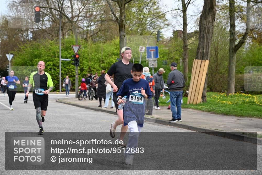 12.04.2026 - 45. Internationalen Wilhelmsburger Insellauf J. Mangold http://msf.ph/oto/9512683 12.04.2026 13:06:47 Ziel 4044, 5354, 5587, 4122, 5665, 4280, 5132, 5203, 4496, 2804, 4479, 4114, 4173, 4729, 4273, 3292, 5510, 4885, 4514, 4138, 4764, 4665, 5713, 5194, 5069, 5076, 4723, 4724, 2943, 4722, 2943, 4722, 5202, 4094, 3672, 5497, 5499, 5461, 3242, 5078, 2925, 5226, 2745, 5028 meine-sportfotos.de