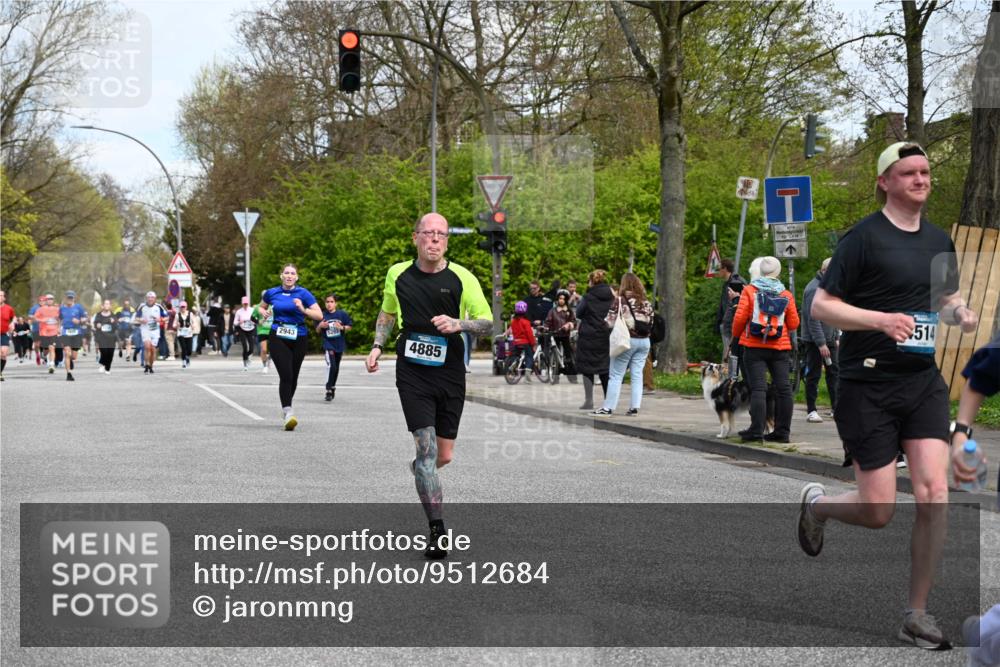 12.04.2026 - 45. Internationalen Wilhelmsburger Insellauf J. Mangold http://msf.ph/oto/9512684 12.04.2026 13:06:48 Ziel 5587, 4122, 5665, 4280, 5132, 5203, 4496, 2804, 4479, 4114, 4173, 4729, 4273, 3292, 5510, 4885, 4514, 4138, 4764, 4665, 5713, 5194, 5069, 5076, 4723, 4724, 2943, 4722, 5202, 4094, 3672, 5497, 5499, 5461, 3242, 5078, 2925, 5226, 2745, 5028 meine-sportfotos.de