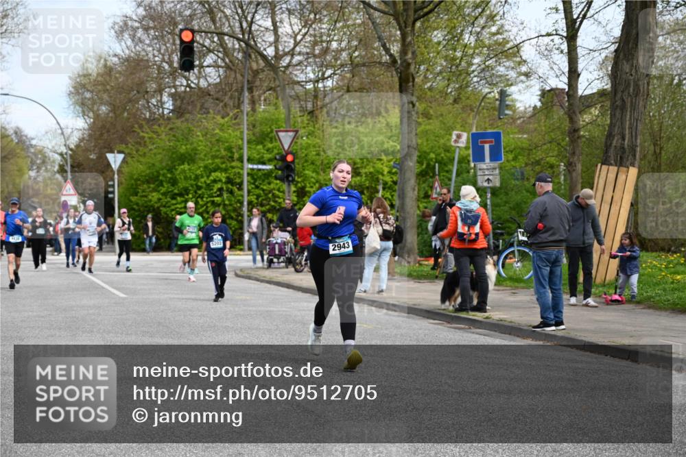 12.04.2026 - 45. Internationalen Wilhelmsburger Insellauf J. Mangold http://msf.ph/oto/9512705 12.04.2026 13:06:51 Ziel 5587, 4122, 5665, 4280, 5132, 5203, 4496, 2804, 4479, 4114, 4173, 4729, 4273, 3292, 5510, 4885, 4514, 4138, 4764, 4665, 5713, 5194, 5069, 5076, 4723, 4724, 2943, 4722, 5202, 4094, 3672, 5497, 5499, 5461, 5461, 3242, 5078, 2925, 5226, 2745, 5028, 5148 meine-sportfotos.de
