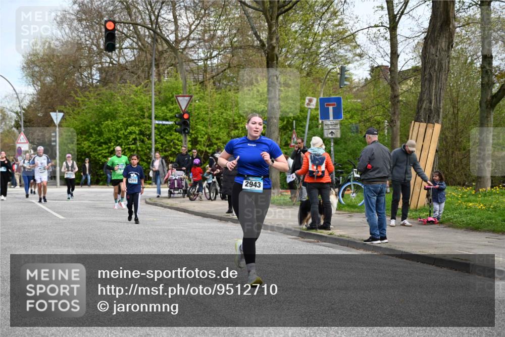 12.04.2026 - 45. Internationalen Wilhelmsburger Insellauf J. Mangold http://msf.ph/oto/9512710 12.04.2026 13:06:51 Ziel 5587, 4122, 5665, 4280, 5132, 5203, 4496, 2804, 4479, 4114, 4173, 4729, 4273, 3292, 5510, 4885, 4514, 4138, 4764, 4665, 5713, 5194, 5069, 5076, 4723, 4724, 2943, 4722, 5202, 4094, 3672, 5497, 5499, 5461, 5461, 3242, 5078, 2925, 5226, 2745, 5028, 5148 meine-sportfotos.de