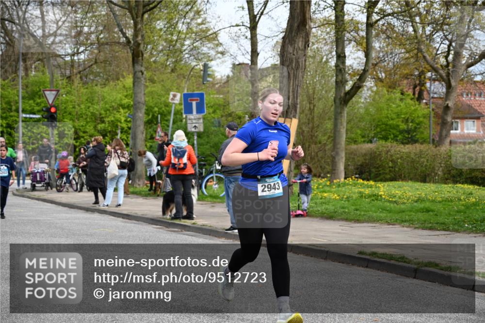 12.04.2026 - 45. Internationalen Wilhelmsburger Insellauf J. Mangold http://msf.ph/oto/9512723 12.04.2026 13:06:52 Ziel 4122, 5665, 4280, 5132, 5203, 4496, 2804, 4479, 4114, 4173, 4729, 4273, 3292, 5510, 4885, 4514, 4138, 4138, 4764, 4665, 5713, 5194, 5069, 5076, 4723, 4724, 2943, 4722, 5202, 4094, 3672, 5497, 5499, 5461, 3242, 5078, 2925, 5226, 2745, 5028, 5148 meine-sportfotos.de