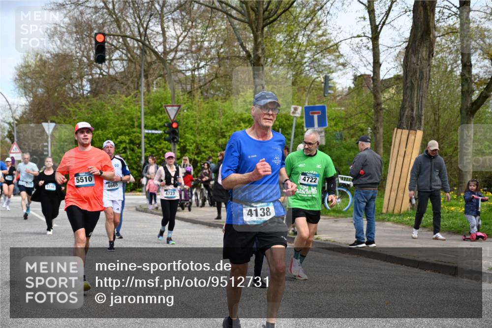 12.04.2026 - 45. Internationalen Wilhelmsburger Insellauf J. Mangold http://msf.ph/oto/9512731 12.04.2026 13:06:57 Ziel 4114, 4173, 4729, 4273, 3292, 5510, 4885, 4514, 4138, 4764, 4665, 5713, 5194, 5069, 5076, 4723, 4724, 2943, 4722, 5202, 4094, 3672, 5497, 5499, 5461, 3242, 5078, 2925, 5226, 2745, 5028, 5148, 3641, 5426, 5216 meine-sportfotos.de