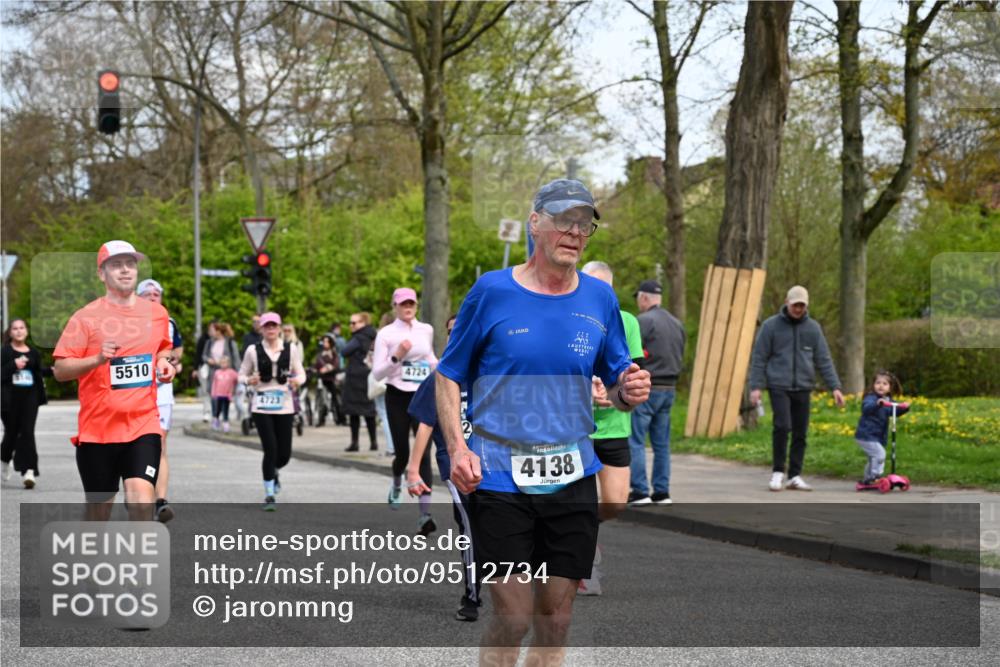 12.04.2026 - 45. Internationalen Wilhelmsburger Insellauf J. Mangold http://msf.ph/oto/9512734 12.04.2026 13:06:57 Ziel 4114, 4173, 4729, 4273, 3292, 5510, 4885, 4514, 4138, 4764, 4665, 5713, 5194, 5069, 5076, 4723, 4724, 2943, 4722, 5202, 4094, 3672, 5497, 5499, 5461, 3242, 5078, 2925, 5226, 2745, 5028, 5148, 3641, 5426, 5216 meine-sportfotos.de