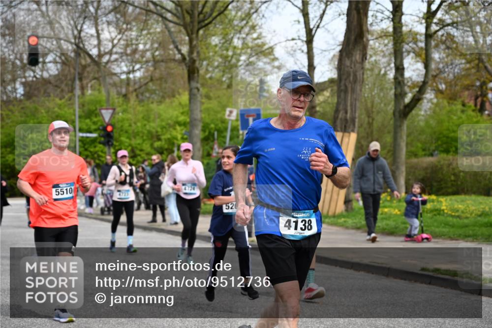 12.04.2026 - 45. Internationalen Wilhelmsburger Insellauf J. Mangold http://msf.ph/oto/9512736 12.04.2026 13:06:57 Ziel 4114, 4173, 4729, 4273, 3292, 5510, 4885, 4514, 4138, 4764, 4665, 5713, 5194, 5069, 5076, 4723, 4724, 2943, 4722, 5202, 4094, 3672, 5497, 5499, 5461, 3242, 5078, 2925, 5226, 2745, 5028, 5148, 3641, 5426, 5216 meine-sportfotos.de