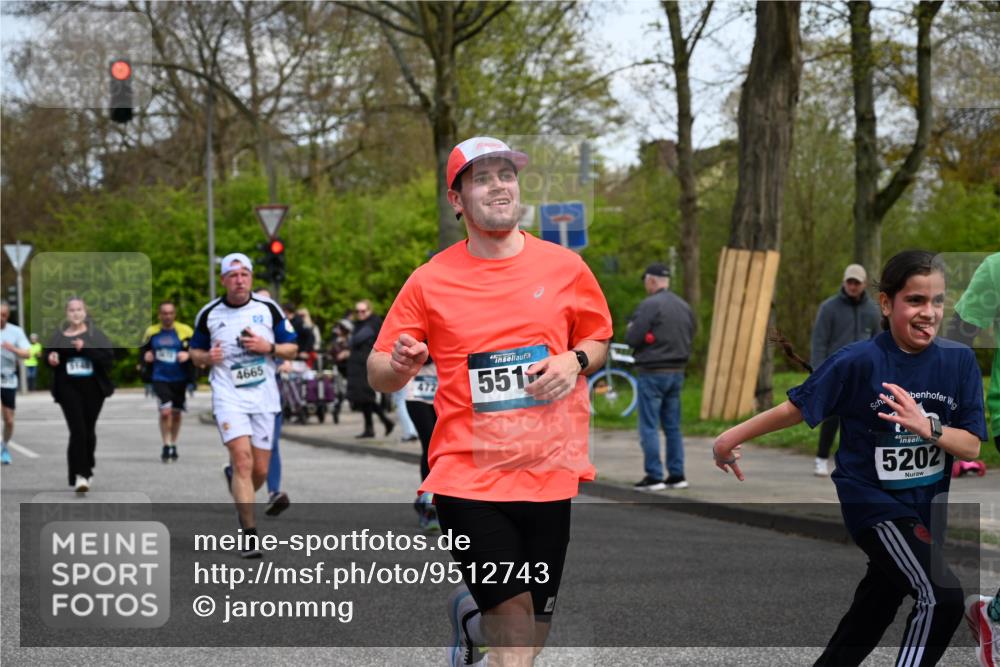 12.04.2026 - 45. Internationalen Wilhelmsburger Insellauf J. Mangold http://msf.ph/oto/9512743 12.04.2026 13:06:58 Ziel 4114, 4173, 4729, 4273, 3292, 5510, 4885, 4514, 4138, 4764, 4665, 5713, 5194, 5069, 5076, 4723, 4724, 5069, 5076, 4723, 4724, 2943, 4722, 5202, 4094, 3672, 5497, 5499, 5461, 3242, 5078, 2925, 2925, 5226, 2745, 5028, 5148, 3641, 5426, 5216, 5431, 5425 meine-sportfotos.de