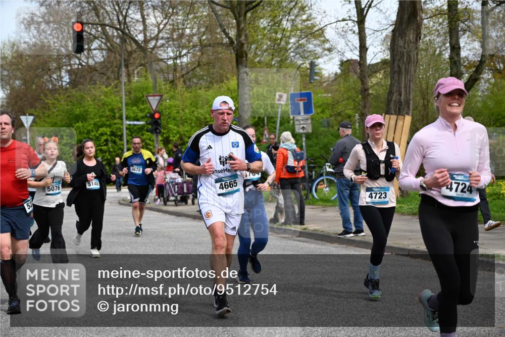 12.04.2026 - 45. Internationalen Wilhelmsburger Insellauf J. Mangold http://msf.ph/oto/9512754 12.04.2026 13:06:59 Ziel 4173, 4729, 4273, 3292, 5510, 4885, 4514, 4138, 4764, 4665, 5713, 5194, 5069, 5076, 4723, 4724, 2943, 4722, 2943, 4722, 5202, 4094, 3672, 5497, 5499, 5461, 3242, 5078, 2925, 5226, 2745, 5028, 5226, 2745, 5028, 5148, 3641, 5426, 5216, 5431, 5425 meine-sportfotos.de