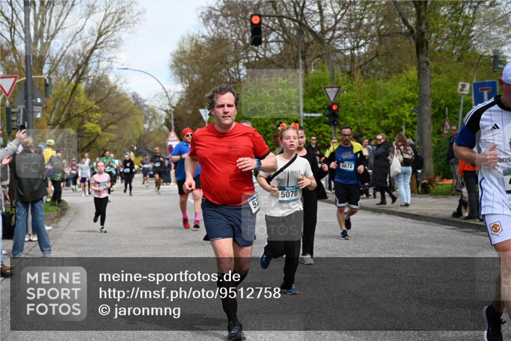 12.04.2026 - 45. Internationalen Wilhelmsburger Insellauf J. Mangold http://msf.ph/oto/9512758 12.04.2026 13:07:00 Ziel 4729, 4273, 3292, 5510, 4885, 4514, 4138, 4764, 4665, 5713, 5194, 5069, 5076, 4723, 4724, 2943, 4722, 5202, 4094, 3672, 5497, 5499, 5461, 3242, 5078, 2925, 5226, 2745, 5028, 5148, 3641, 5426, 5216, 5431, 5425, 5735 meine-sportfotos.de