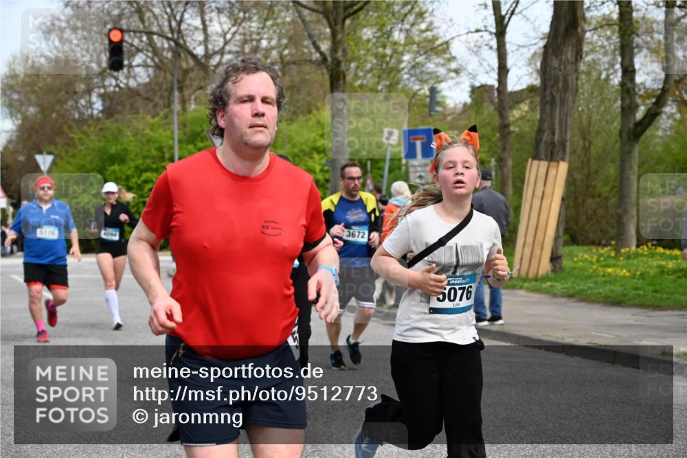 12.04.2026 - 45. Internationalen Wilhelmsburger Insellauf J. Mangold http://msf.ph/oto/9512773 12.04.2026 13:07:01 Ziel 4729, 4273, 3292, 5510, 4885, 4514, 4138, 4764, 4665, 5713, 5194, 5069, 5076, 4723, 4724, 2943, 4722, 5202, 4094, 5202, 4094, 3672, 5497, 5499, 5461, 3242, 5078, 2925, 5226, 2745, 5028, 5148, 5148, 3641, 5426, 5216, 5431, 5425, 5735 meine-sportfotos.de