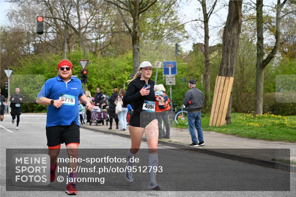 12.04.2026 - 45. Internationalen Wilhelmsburger Insellauf J. Mangold http://msf.ph/oto/9512793 12.04.2026 13:07:03 Ziel 4729, 4273, 3292, 5510, 4885, 4514, 4138, 4764, 4665, 5713, 5194, 5069, 5076, 4723, 4724, 2943, 4722, 5202, 4094, 3672, 5497, 5499, 5461, 5461, 3242, 5078, 2925, 5226, 2745, 5028, 5148, 3641, 5426, 5216, 5431, 5425, 5735, 5401 meine-sportfotos.de