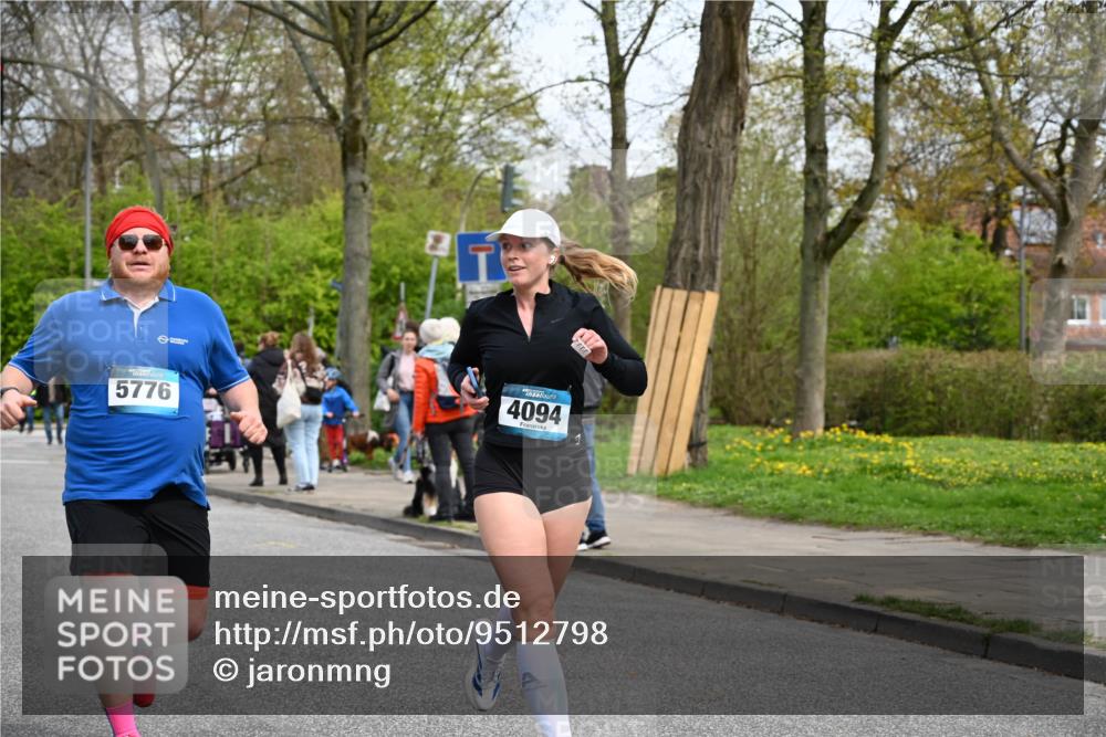 12.04.2026 - 45. Internationalen Wilhelmsburger Insellauf J. Mangold http://msf.ph/oto/9512798 12.04.2026 13:07:04 Ziel 3292, 5510, 4885, 4514, 4138, 4764, 4665, 5713, 5194, 5069, 5076, 4723, 4724, 2943, 4722, 5202, 4094, 3672, 5497, 5499, 5461, 3242, 5078, 2925, 5226, 2745, 5028, 5148, 3641, 5426, 5216, 5431, 5425, 5735, 5401, 2728, 2478, 2477 meine-sportfotos.de