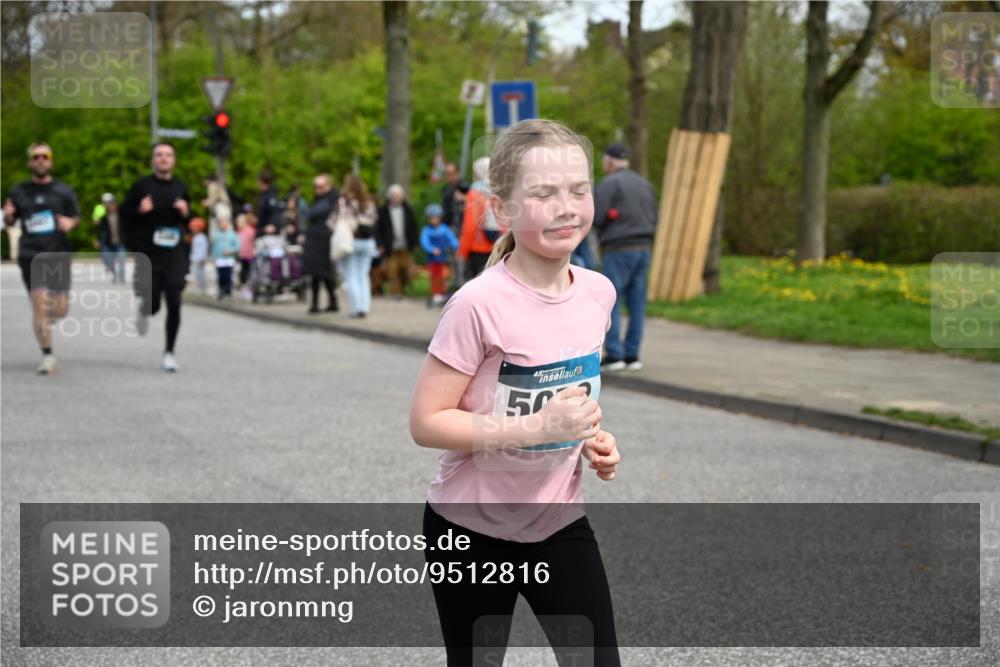 12.04.2026 - 45. Internationalen Wilhelmsburger Insellauf J. Mangold http://msf.ph/oto/9512816 12.04.2026 13:07:06 Ziel 3292, 5510, 4885, 4514, 4138, 4764, 4665, 5713, 5194, 5069, 5076, 4723, 4724, 2943, 4722, 5202, 4094, 3672, 5497, 5499, 5461, 3242, 3242, 5078, 2925, 5226, 2745, 5028, 5148, 3641, 5426, 5216, 5431, 5425, 5735, 5401, 2728, 2478, 2477, 5564, 4437, 4436 meine-sportfotos.de