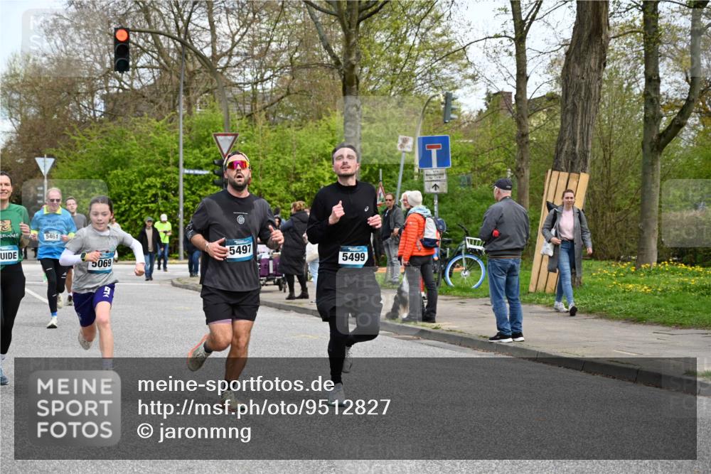 12.04.2026 - 45. Internationalen Wilhelmsburger Insellauf J. Mangold http://msf.ph/oto/9512827 12.04.2026 13:07:08 Ziel 5510, 4885, 4514, 4138, 4764, 4665, 5713, 5194, 5069, 5076, 4723, 4724, 2943, 4722, 5202, 4094, 3672, 5497, 5499, 5461, 3242, 5078, 5078, 2925, 5226, 2745, 5028, 5148, 3641, 5426, 5216, 5216, 5431, 5425, 5735, 5401, 2728, 2478, 2477, 5564, 4437, 4436, 2421 meine-sportfotos.de
