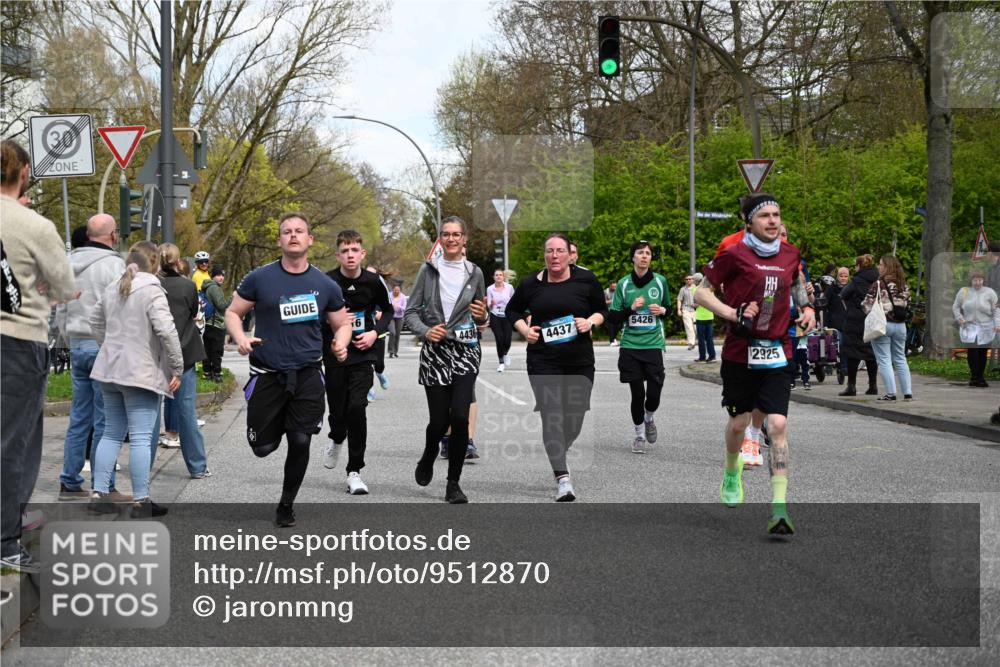 12.04.2026 - 45. Internationalen Wilhelmsburger Insellauf J. Mangold http://msf.ph/oto/9512870 12.04.2026 13:07:14 Ziel 4514, 4138, 4764, 4665, 5713, 5194, 5069, 5076, 4723, 4724, 2943, 4722, 5202, 4094, 3672, 5497, 5499, 5461, 3242, 5078, 2925, 5226, 2745, 5028, 5148, 3641, 5426, 5216, 5431, 5425, 5735, 5401, 2728, 2478, 2477, 5564, 4437, 4436, 2421, 4676, 3868, 4405, 4725, 4416, 3970, 4795 meine-sportfotos.de