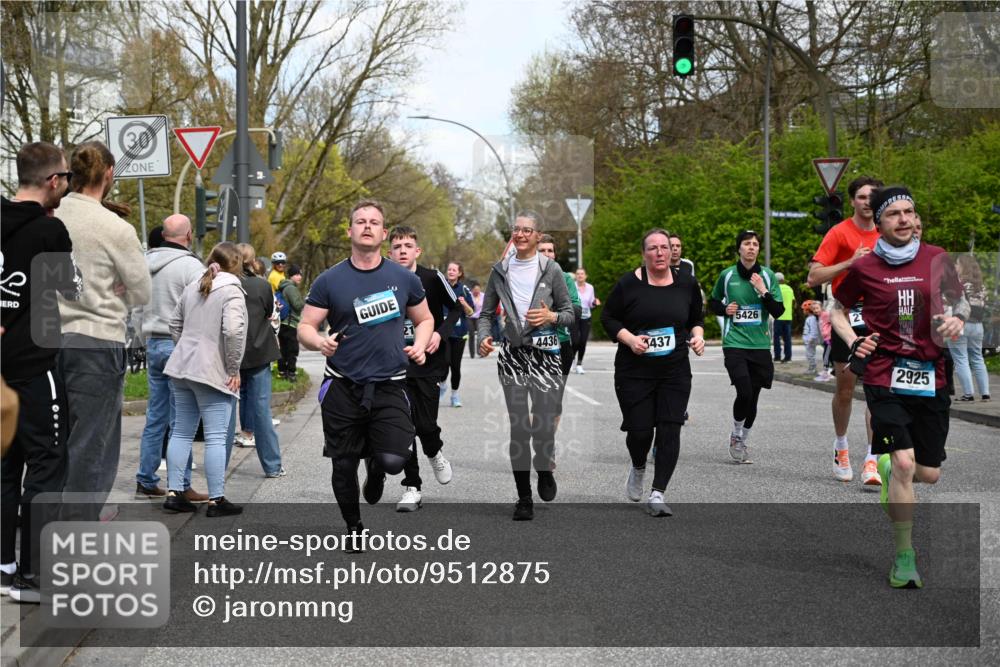 12.04.2026 - 45. Internationalen Wilhelmsburger Insellauf J. Mangold http://msf.ph/oto/9512875 12.04.2026 13:07:14 Ziel 4514, 4138, 4764, 4665, 5713, 5194, 5069, 5076, 4723, 4724, 2943, 4722, 5202, 4094, 3672, 5497, 5499, 5461, 3242, 5078, 2925, 5226, 2745, 5028, 5148, 3641, 5426, 5216, 5431, 5425, 5735, 5401, 2728, 2478, 2477, 5564, 4437, 4436, 2421, 4676, 3868, 4405, 4725, 4416, 3970, 4795 meine-sportfotos.de