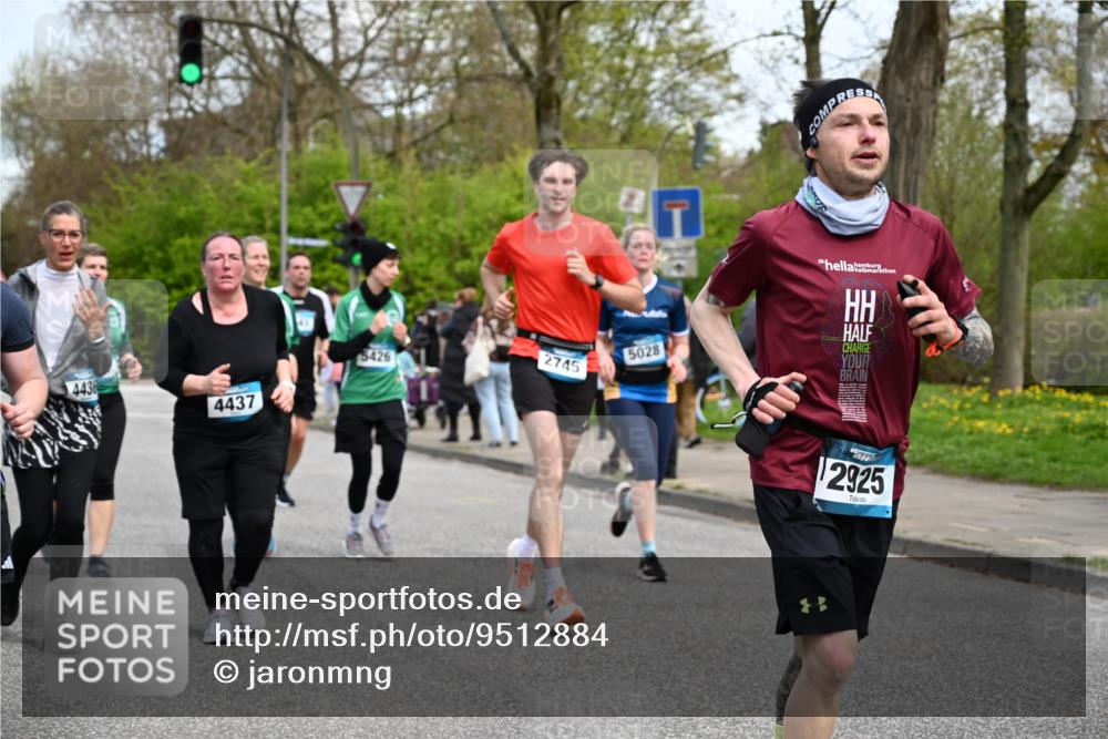12.04.2026 - 45. Internationalen Wilhelmsburger Insellauf J. Mangold http://msf.ph/oto/9512884 12.04.2026 13:07:15 Ziel 4138, 4764, 4665, 5713, 5194, 5069, 5076, 4723, 4724, 2943, 4722, 5202, 4094, 3672, 5497, 5499, 5461, 3242, 5078, 2925, 5226, 2745, 5028, 5148, 3641, 5426, 5216, 5431, 5425, 5735, 5401, 5401, 2728, 2478, 2477, 5564, 4437, 4436, 2421, 4676, 3868, 4405, 4725, 4416, 3970, 4795, 3120, 5103, 4845 meine-sportfotos.de
