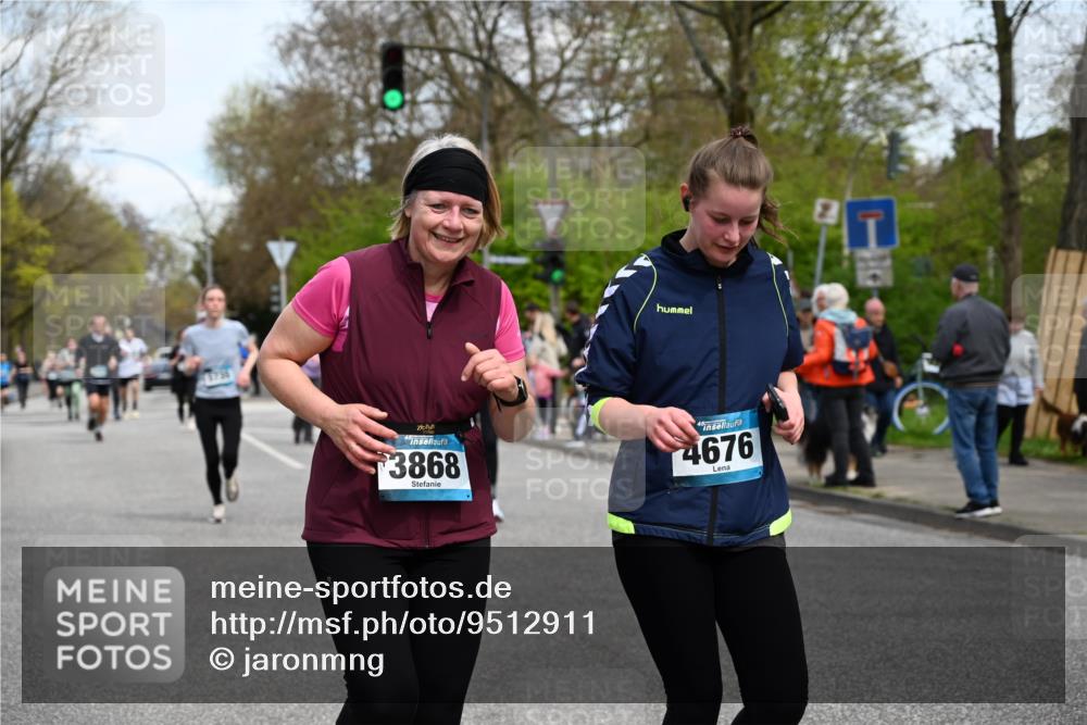 12.04.2026 - 45. Internationalen Wilhelmsburger Insellauf J. Mangold http://msf.ph/oto/9512911 12.04.2026 13:07:21 Ziel 5069, 5076, 4723, 4724, 2943, 4722, 5202, 4094, 3672, 5497, 5499, 5461, 3242, 5078, 2925, 5226, 2745, 5028, 5148, 3641, 5426, 5216, 5431, 5425, 5735, 5401, 2728, 2478, 2477, 5564, 4437, 4436, 2421, 4676, 3868, 4405, 4725, 4416, 3970, 4795, 3120, 5103, 4845, 5320, 5568 meine-sportfotos.de