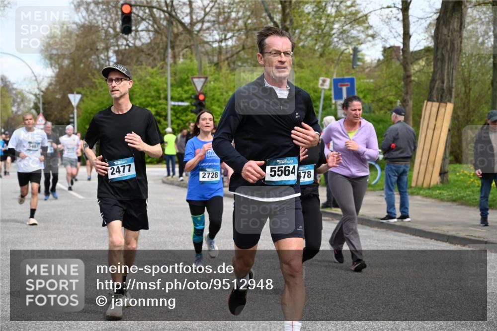 12.04.2026 - 45. Internationalen Wilhelmsburger Insellauf J. Mangold http://msf.ph/oto/9512948 12.04.2026 13:07:30 Ziel 3242, 5078, 2925, 5226, 2745, 5028, 5148, 3641, 5426, 5216, 5431, 5425, 5735, 5401, 2728, 2478, 2477, 5564, 4437, 4436, 5564, 4437, 4436, 2421, 4676, 3868, 4405, 4725, 4416, 3970, 4795, 3120, 5103, 4845, 5320, 5568, 4161, 5753, 4218, 4199, 5220, 3070, 4736, 4149 meine-sportfotos.de