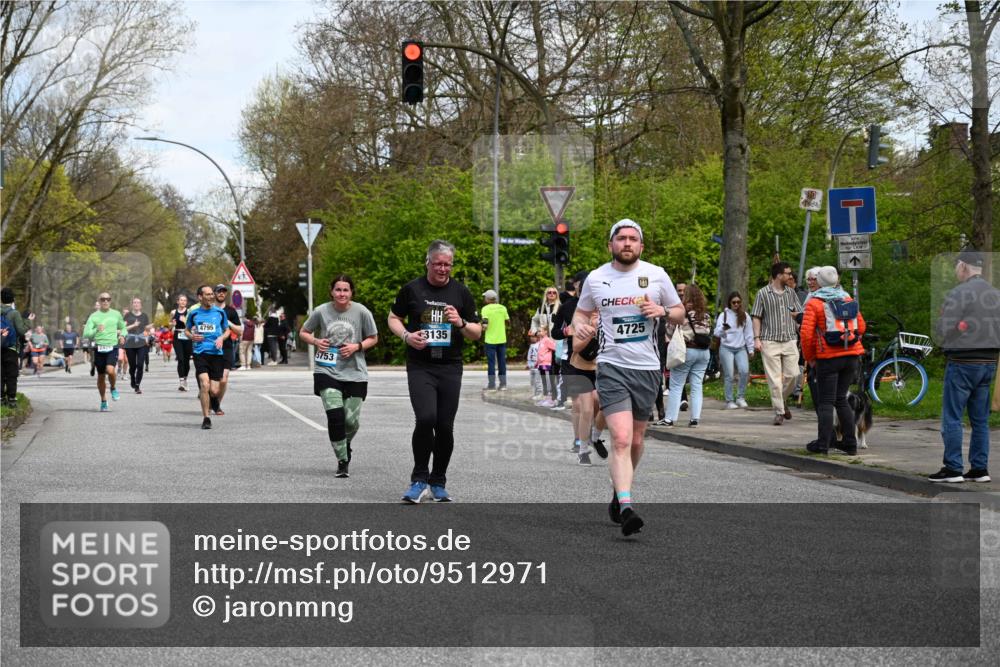 12.04.2026 - 45. Internationalen Wilhelmsburger Insellauf J. Mangold http://msf.ph/oto/9512971 12.04.2026 13:07:34 Ziel 2925, 5226, 2745, 5028, 5148, 3641, 5426, 5216, 5431, 5425, 5735, 5401, 2728, 2478, 2477, 5564, 4437, 4436, 2421, 4676, 3868, 4405, 4725, 4416, 4676, 3868, 4405, 4725, 4416, 3970, 4795, 3120, 5103, 4845, 5320, 5568, 4161, 5753, 4161, 5753, 4218, 4199, 5220, 3070, 4736, 4149, 4912, 4300, 3135, 3795 meine-sportfotos.de