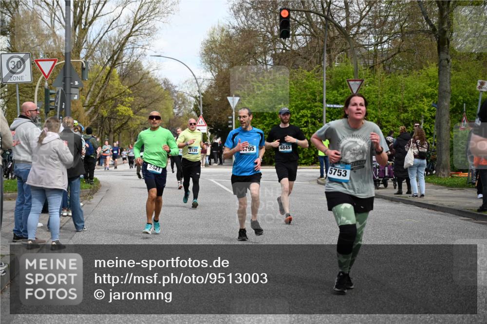 12.04.2026 - 45. Internationalen Wilhelmsburger Insellauf J. Mangold http://msf.ph/oto/9513003 12.04.2026 13:07:37 Ziel 5148, 3641, 5426, 5216, 5431, 5425, 5735, 5401, 2728, 2478, 2477, 5564, 4437, 4436, 2421, 4676, 3868, 4405, 4725, 4416, 3970, 4795, 3120, 5103, 4845, 5320, 5568, 4161, 5753, 4218, 4199, 5220, 5220, 3070, 4736, 4149, 4912, 4300, 3135, 3795, 5215 meine-sportfotos.de