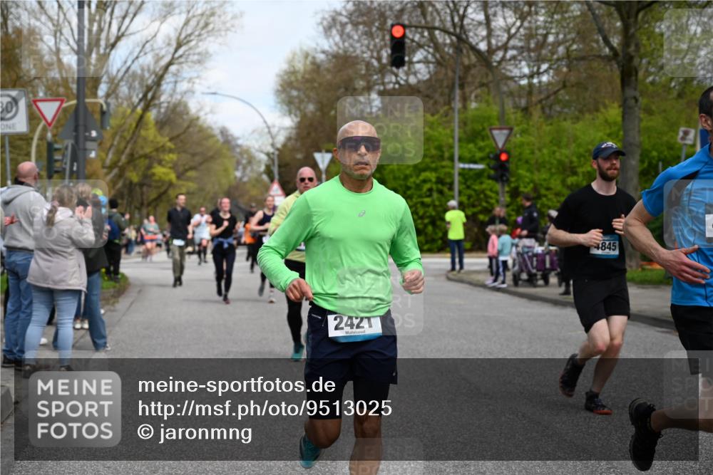 12.04.2026 - 45. Internationalen Wilhelmsburger Insellauf J. Mangold http://msf.ph/oto/9513025 12.04.2026 13:07:39 Ziel 3641, 5426, 5216, 5431, 5425, 5735, 5401, 2728, 2478, 2477, 5564, 4437, 4436, 2421, 4676, 3868, 4405, 4725, 4416, 3970, 4795, 3120, 5103, 4845, 3120, 5103, 4845, 5320, 5568, 4161, 5753, 4218, 4199, 5220, 3070, 3070, 4736, 4149, 4912, 4300, 3135, 3795, 5215, 4940 meine-sportfotos.de