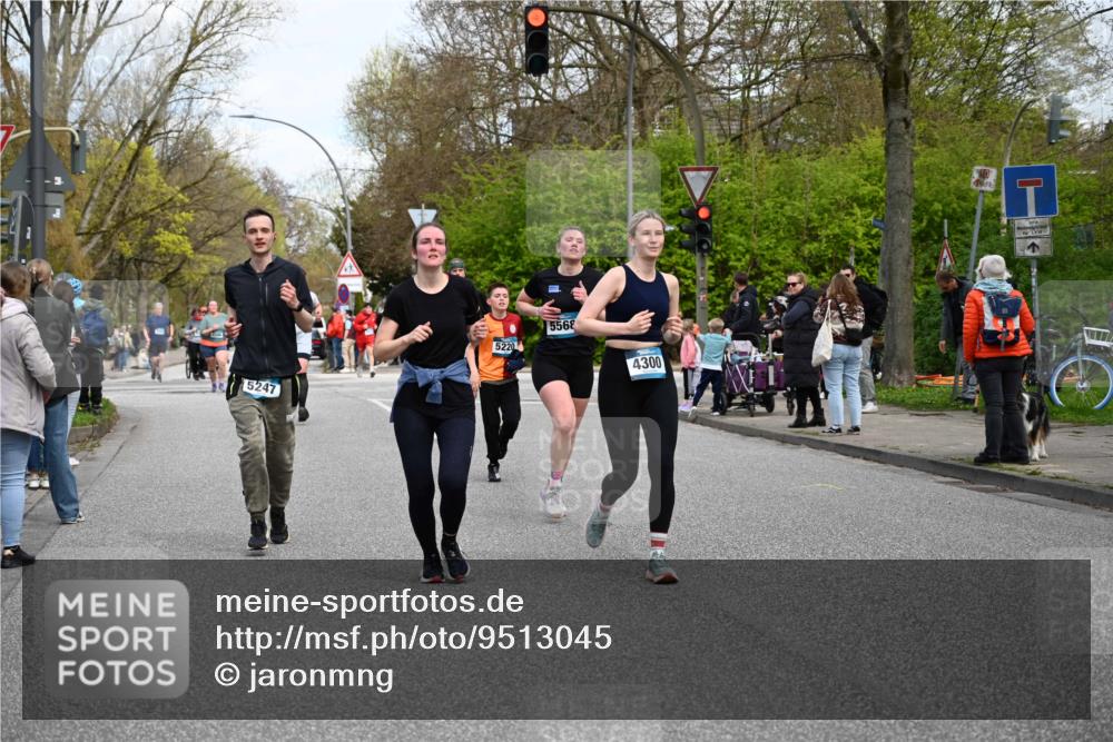 12.04.2026 - 45. Internationalen Wilhelmsburger Insellauf J. Mangold http://msf.ph/oto/9513045 12.04.2026 13:07:44 Ziel 5426, 5216, 5431, 5425, 5735, 5401, 2728, 2478, 2477, 5564, 4437, 4436, 2421, 4676, 3868, 4405, 4725, 4416, 3970, 4795, 3120, 5103, 4845, 5320, 5568, 4161, 5753, 4218, 4199, 5220, 3070, 4736, 4149, 4912, 4300, 3135, 3795, 5215, 4940, 4454, 4046, 4824, 5548, 5547 meine-sportfotos.de