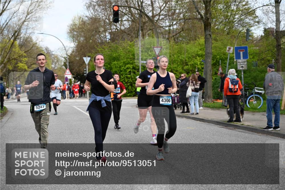 12.04.2026 - 45. Internationalen Wilhelmsburger Insellauf J. Mangold http://msf.ph/oto/9513051 12.04.2026 13:07:45 Ziel 5216, 5431, 5425, 5735, 5401, 2728, 2478, 2477, 5564, 4437, 4436, 2421, 4676, 3868, 4405, 4725, 4416, 3970, 4795, 3120, 5103, 4845, 5320, 5568, 5568, 4161, 5753, 4218, 4199, 5220, 3070, 4736, 4149, 4912, 4300, 3135, 3795, 4300, 3135, 3795, 5215, 4940, 4454, 4046, 4824, 5548, 5547, 4640 meine-sportfotos.de