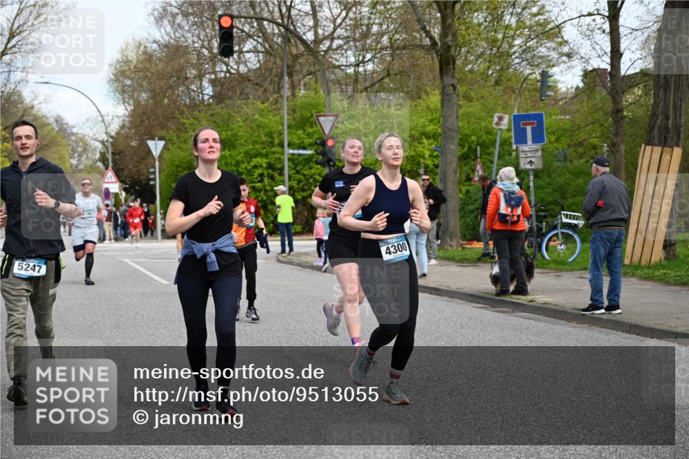 12.04.2026 - 45. Internationalen Wilhelmsburger Insellauf J. Mangold http://msf.ph/oto/9513055 12.04.2026 13:07:45 Ziel 5216, 5431, 5425, 5735, 5401, 2728, 2478, 2477, 5564, 4437, 4436, 2421, 4676, 3868, 4405, 4725, 4416, 3970, 4795, 3120, 5103, 4845, 5320, 5568, 5568, 4161, 5753, 4218, 4199, 5220, 3070, 4736, 4149, 4912, 4300, 3135, 3795, 4300, 3135, 3795, 5215, 4940, 4454, 4046, 4824, 5548, 5547, 4640 meine-sportfotos.de