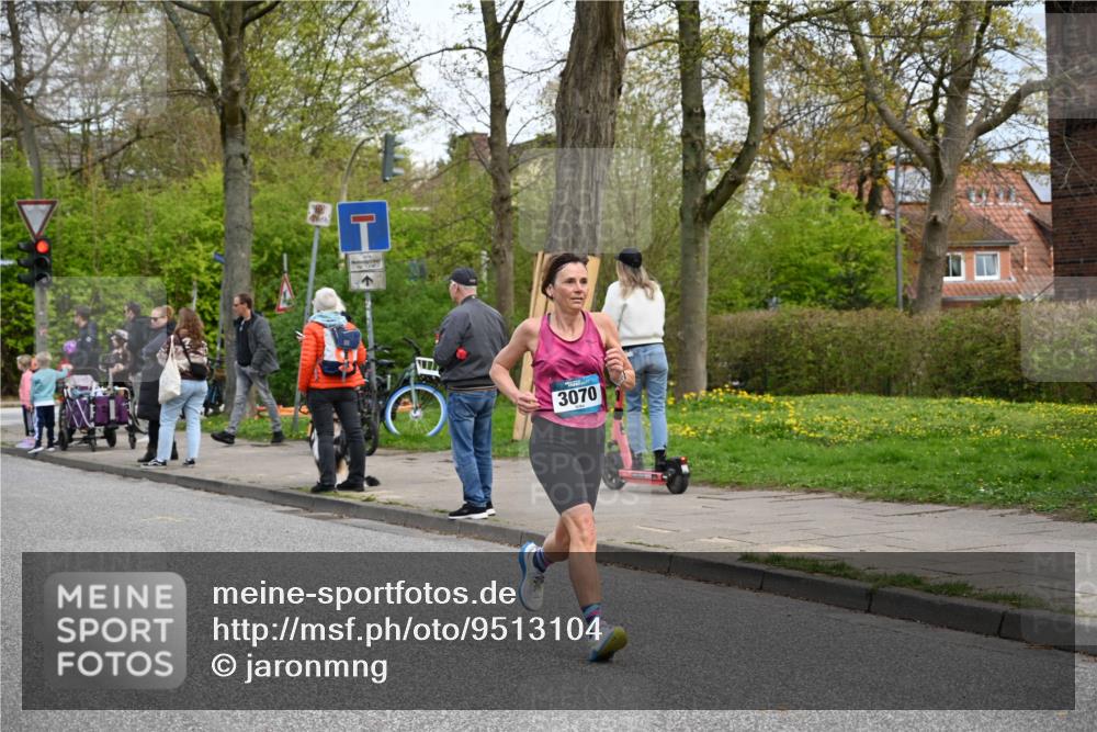 12.04.2026 - 45. Internationalen Wilhelmsburger Insellauf J. Mangold http://msf.ph/oto/9513104 12.04.2026 13:07:52 Ziel 5401, 2728, 2478, 2477, 5564, 4437, 4436, 2421, 4676, 3868, 4405, 4725, 4416, 3970, 4795, 3120, 5103, 4845, 5320, 5568, 4161, 5753, 4218, 4199, 5220, 3070, 4736, 4149, 4912, 4300, 3135, 3795, 5215, 4940, 4454, 4046, 4824, 5548, 5547, 4640, 5231, 5306, 3896 meine-sportfotos.de
