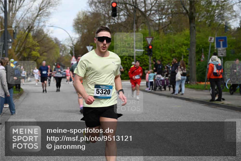 12.04.2026 - 45. Internationalen Wilhelmsburger Insellauf J. Mangold http://msf.ph/oto/9513121 12.04.2026 13:07:55 Ziel 5564, 4437, 4436, 2421, 4676, 3868, 4405, 4725, 4416, 3970, 4795, 3120, 5103, 4845, 5320, 5568, 4161, 5753, 4218, 4199, 5220, 3070, 4736, 4149, 4912, 4912, 4300, 3135, 3795, 5215, 4940, 4454, 4046, 4046, 4824, 5548, 5547, 4640, 5231, 5306, 3896, 4967, 2436 meine-sportfotos.de