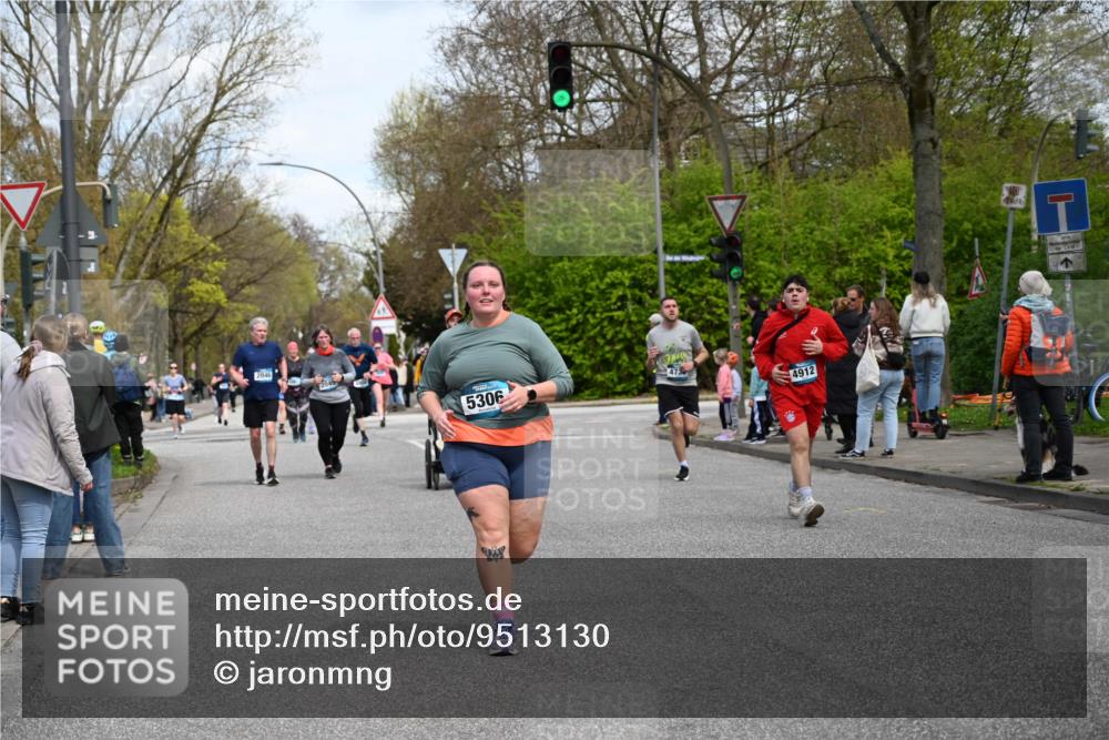 12.04.2026 - 45. Internationalen Wilhelmsburger Insellauf J. Mangold http://msf.ph/oto/9513130 12.04.2026 13:07:56 Ziel 2421, 4676, 3868, 4405, 4725, 4416, 3970, 4795, 3120, 5103, 4845, 5320, 5568, 4161, 5753, 4218, 4199, 5220, 3070, 4736, 4149, 4912, 4300, 3135, 3795, 5215, 4940, 4454, 4046, 4824, 5548, 5547, 4824, 5548, 5547, 4640, 5231, 5306, 3896, 4967, 2436, 2045 meine-sportfotos.de