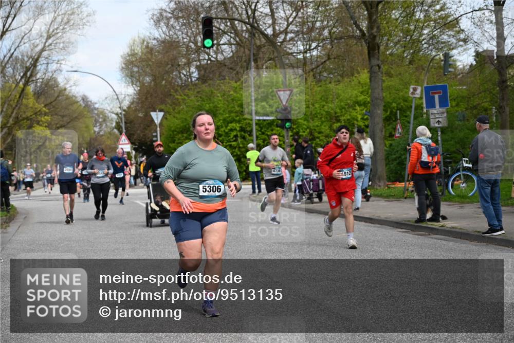 12.04.2026 - 45. Internationalen Wilhelmsburger Insellauf J. Mangold http://msf.ph/oto/9513135 12.04.2026 13:07:57 Ziel 2421, 4676, 3868, 4405, 4725, 4416, 3970, 4795, 3120, 5103, 4845, 5320, 5568, 4161, 5753, 4218, 4199, 5220, 3070, 4736, 4149, 4912, 4300, 3135, 3795, 4300, 3135, 3795, 5215, 4940, 4454, 4046, 4824, 5548, 5547, 4640, 4640, 5231, 5306, 3896, 4967, 2436, 2045, 3745, 2046 meine-sportfotos.de