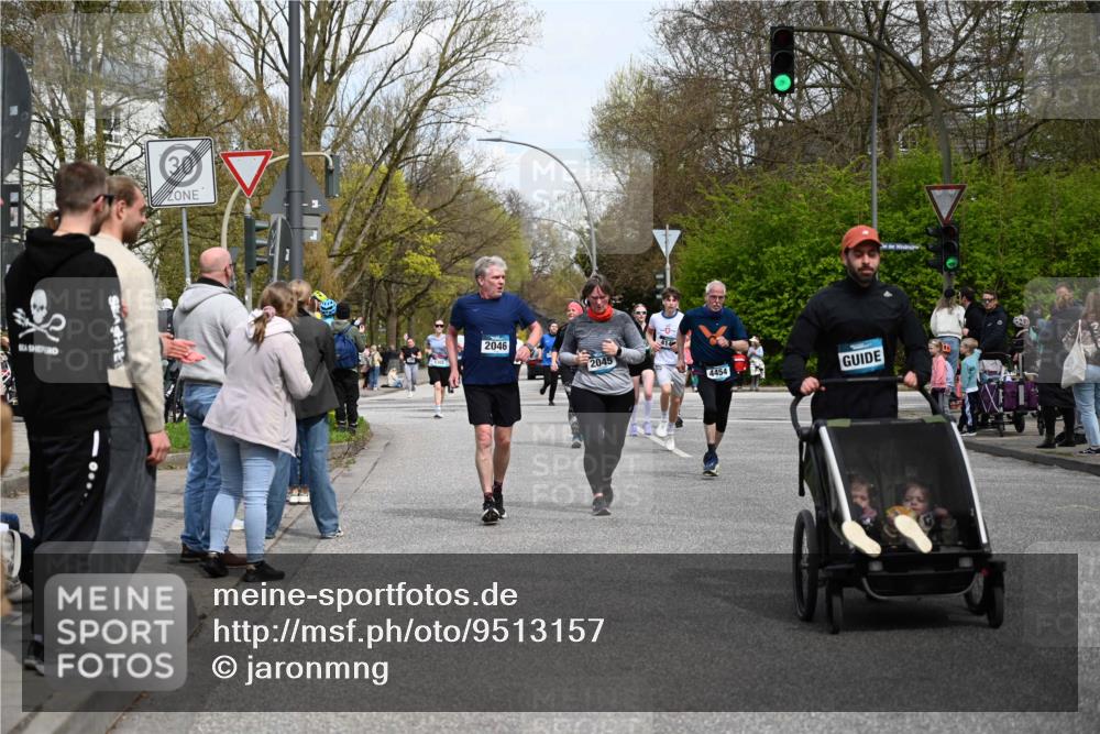 12.04.2026 - 45. Internationalen Wilhelmsburger Insellauf J. Mangold http://msf.ph/oto/9513157 12.04.2026 13:08:01 Ziel 4795, 3120, 5103, 4845, 5320, 5568, 4161, 5753, 4218, 4199, 5220, 3070, 4736, 4149, 4912, 4300, 3135, 3795, 5215, 5215, 4940, 4454, 4046, 4824, 5548, 5547, 4640, 5231, 5306, 3896, 4967, 2436, 2045, 3745, 2046, 4102, 5795, 4860, 5313 meine-sportfotos.de