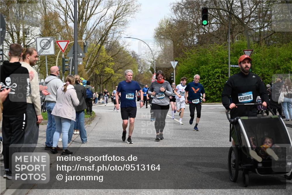 12.04.2026 - 45. Internationalen Wilhelmsburger Insellauf J. Mangold http://msf.ph/oto/9513164 12.04.2026 13:08:01 Ziel 4795, 3120, 5103, 4845, 5320, 5568, 4161, 5753, 4218, 4199, 5220, 3070, 4736, 4149, 4912, 4300, 3135, 3795, 5215, 5215, 4940, 4454, 4046, 4824, 5548, 5547, 4640, 5231, 5306, 3896, 4967, 2436, 2045, 3745, 2046, 4102, 5795, 4860, 5313 meine-sportfotos.de