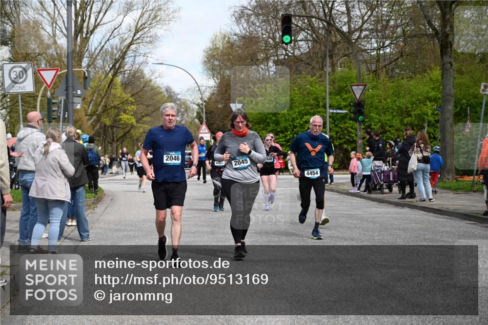 12.04.2026 - 45. Internationalen Wilhelmsburger Insellauf J. Mangold http://msf.ph/oto/9513169 12.04.2026 13:08:03 Ziel 3120, 5103, 4845, 5320, 5568, 4161, 5753, 4218, 4199, 5220, 3070, 4736, 4149, 4912, 4300, 3135, 3795, 5215, 4940, 4454, 4046, 4824, 5548, 5547, 4640, 5231, 5306, 3896, 4967, 2436, 2045, 3745, 2046, 4102, 5795, 4860, 5313 meine-sportfotos.de