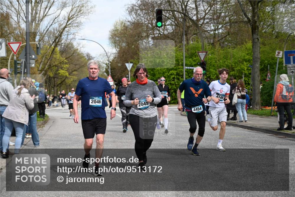 12.04.2026 - 45. Internationalen Wilhelmsburger Insellauf J. Mangold http://msf.ph/oto/9513172 12.04.2026 13:08:03 Ziel 3120, 5103, 4845, 5320, 5568, 4161, 5753, 4218, 4199, 5220, 3070, 4736, 4149, 4912, 4300, 3135, 3795, 5215, 4940, 4454, 4046, 4824, 5548, 5547, 4640, 5231, 5306, 3896, 4967, 2436, 2045, 3745, 2046, 4102, 5795, 4860, 5313 meine-sportfotos.de