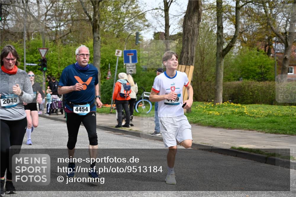 12.04.2026 - 45. Internationalen Wilhelmsburger Insellauf J. Mangold http://msf.ph/oto/9513184 12.04.2026 13:08:05 Ziel 5320, 5568, 4161, 5753, 4218, 4199, 5220, 3070, 4736, 4149, 4912, 4300, 3135, 3795, 5215, 4940, 4454, 4046, 4824, 5548, 5547, 4640, 5231, 5306, 3896, 4967, 4967, 2436, 2045, 3745, 2046, 4102, 5795, 4860, 5313, 5027, 5093 meine-sportfotos.de