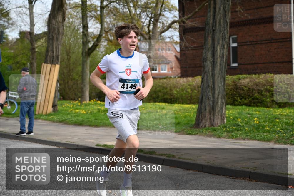12.04.2026 - 45. Internationalen Wilhelmsburger Insellauf J. Mangold http://msf.ph/oto/9513190 12.04.2026 13:08:05 Ziel 5320, 5568, 4161, 5753, 4218, 4199, 5220, 3070, 4736, 4149, 4912, 4300, 3135, 3795, 5215, 4940, 4454, 4046, 4824, 5548, 5547, 4640, 5231, 5306, 3896, 4967, 4967, 2436, 2045, 3745, 2046, 4102, 5795, 4860, 5313, 5027, 5093 meine-sportfotos.de
