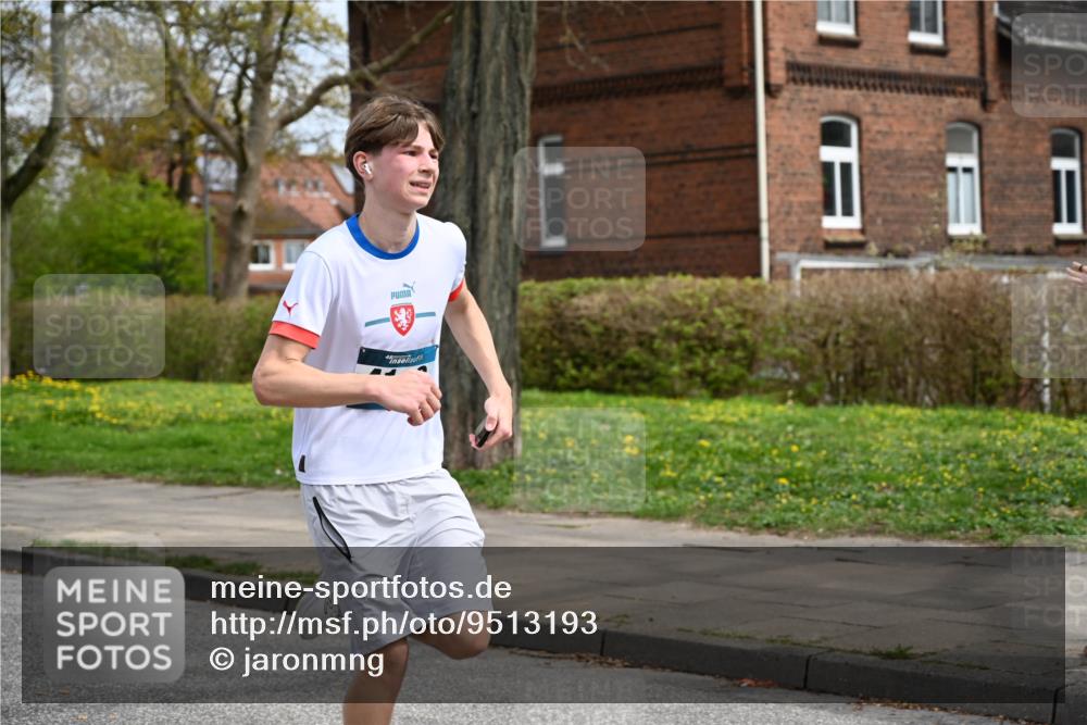 12.04.2026 - 45. Internationalen Wilhelmsburger Insellauf J. Mangold http://msf.ph/oto/9513193 12.04.2026 13:08:05 Ziel 5320, 5568, 4161, 5753, 4218, 4199, 5220, 3070, 4736, 4149, 4912, 4300, 3135, 3795, 5215, 4940, 4454, 4046, 4824, 5548, 5547, 4640, 5231, 5306, 3896, 4967, 4967, 2436, 2045, 3745, 2046, 4102, 5795, 4860, 5313, 5027, 5093 meine-sportfotos.de