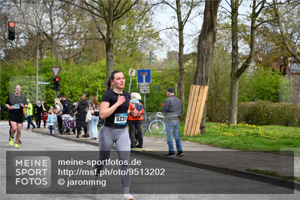12.04.2026 - 45. Internationalen Wilhelmsburger Insellauf J. Mangold http://msf.ph/oto/9513202 12.04.2026 13:08:16 Ziel 3070, 4736, 4149, 4912, 4300, 3135, 3795, 5215, 4940, 4454, 4046, 4824, 5548, 5547, 4640, 5231, 5306, 3896, 4967, 2436, 2045, 3745, 2046, 4102, 5795, 4860, 5313, 5027, 5093, 5020, 4265, 3035, 5305, 4757, 4039, 4901, 5746, 2560 meine-sportfotos.de