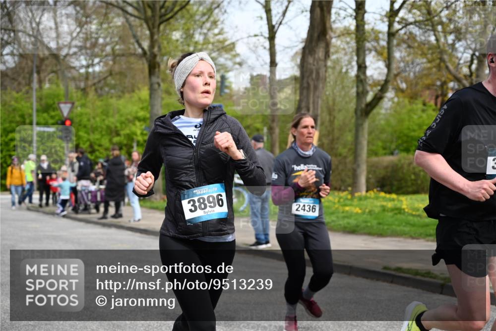 12.04.2026 - 45. Internationalen Wilhelmsburger Insellauf J. Mangold http://msf.ph/oto/9513239 12.04.2026 13:08:20 Ziel 4912, 4300, 3135, 3795, 5215, 4940, 4454, 4046, 4824, 5548, 5547, 4640, 5231, 5306, 3896, 4967, 2436, 2045, 2045, 3745, 2046, 4102, 5795, 4860, 5313, 5027, 5093, 5020, 4265, 3035, 5305, 3035, 5305, 4757, 4039, 4901, 5746, 2560, 5229, 2077, 2923 meine-sportfotos.de