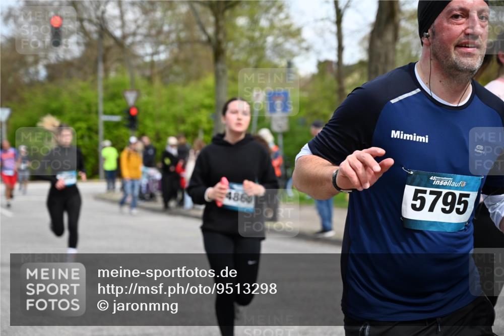 12.04.2026 - 45. Internationalen Wilhelmsburger Insellauf J. Mangold http://msf.ph/oto/9513298 12.04.2026 13:08:29 Ziel 4454, 4046, 4824, 5548, 5547, 4640, 5231, 5306, 3896, 4967, 2436, 2045, 3745, 2046, 4102, 5795, 4860, 5313, 5027, 5093, 5027, 5093, 5020, 4265, 3035, 5305, 4757, 4039, 4901, 5746, 2560, 5229, 5229, 2077, 2923, 4652, 2260, 3261, 5324, 3406, 3359, 2981, 5712, 3791, 4453, 4204 meine-sportfotos.de