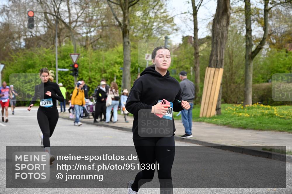 12.04.2026 - 45. Internationalen Wilhelmsburger Insellauf J. Mangold http://msf.ph/oto/9513301 12.04.2026 13:08:29 Ziel 4454, 4046, 4824, 5548, 5547, 4640, 5231, 5306, 3896, 4967, 2436, 2045, 3745, 2046, 4102, 5795, 4860, 5313, 5027, 5093, 5027, 5093, 5020, 4265, 3035, 5305, 4757, 4039, 4901, 5746, 2560, 5229, 5229, 2077, 2923, 4652, 2260, 3261, 5324, 3406, 3359, 2981, 5712, 3791, 4453, 4204 meine-sportfotos.de