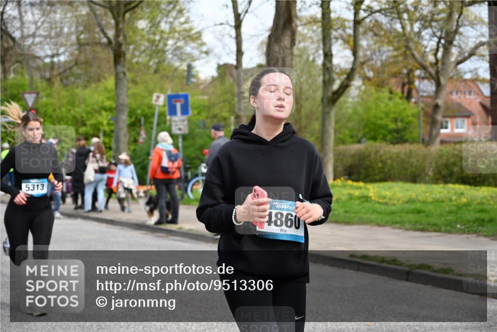 12.04.2026 - 45. Internationalen Wilhelmsburger Insellauf J. Mangold http://msf.ph/oto/9513306 12.04.2026 13:08:30 Ziel 4454, 4046, 4824, 5548, 5547, 4640, 5231, 5306, 3896, 4967, 2436, 2045, 3745, 2046, 4102, 5795, 4860, 5313, 5027, 5093, 5020, 5020, 4265, 3035, 5305, 4757, 4039, 4901, 5746, 2560, 5229, 2077, 2923, 2077, 2923, 4652, 2260, 3261, 5324, 3406, 3359, 2981, 5712, 3791, 4453, 4204, 4611, 2440 meine-sportfotos.de