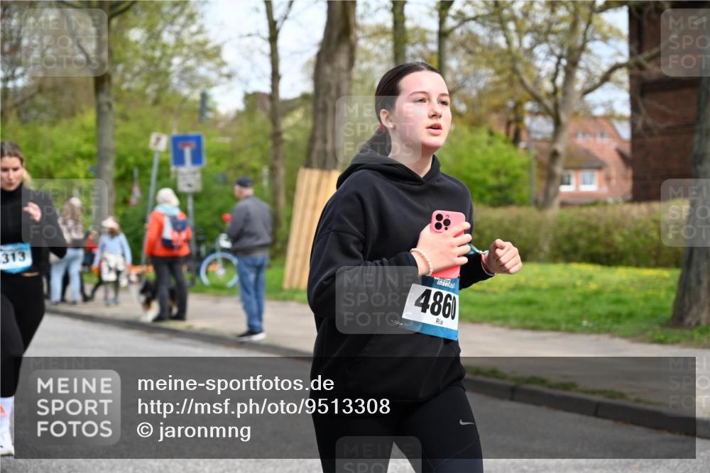 12.04.2026 - 45. Internationalen Wilhelmsburger Insellauf J. Mangold http://msf.ph/oto/9513308 12.04.2026 13:08:30 Ziel 4454, 4046, 4824, 5548, 5547, 4640, 5231, 5306, 3896, 4967, 2436, 2045, 3745, 2046, 4102, 5795, 4860, 5313, 5027, 5093, 5020, 5020, 4265, 3035, 5305, 4757, 4039, 4901, 5746, 2560, 5229, 2077, 2923, 2077, 2923, 4652, 2260, 3261, 5324, 3406, 3359, 2981, 5712, 3791, 4453, 4204, 4611, 2440 meine-sportfotos.de