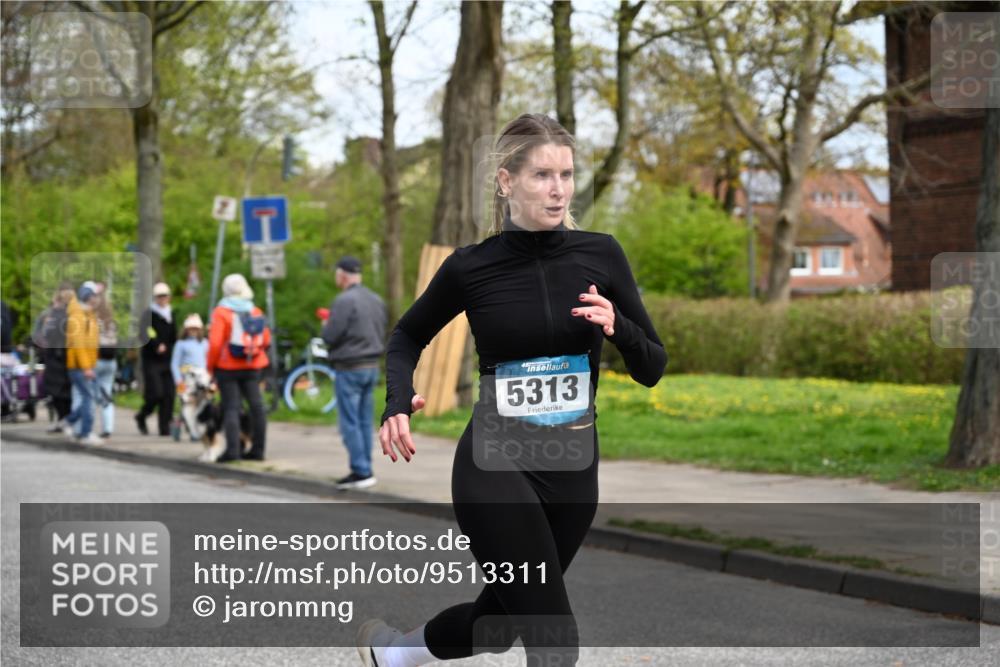 12.04.2026 - 45. Internationalen Wilhelmsburger Insellauf J. Mangold http://msf.ph/oto/9513311 12.04.2026 13:08:31 Ziel 4454, 4046, 4824, 5548, 5547, 4640, 5231, 5306, 3896, 4967, 2436, 2045, 3745, 2046, 4102, 5795, 4860, 5313, 5027, 5093, 5020, 4265, 4265, 3035, 5305, 4757, 4039, 4901, 5746, 2560, 5229, 2077, 2923, 4652, 2260, 3261, 5324, 3406, 3359, 2981, 5712, 3791, 4453, 4204, 4611, 2440 meine-sportfotos.de